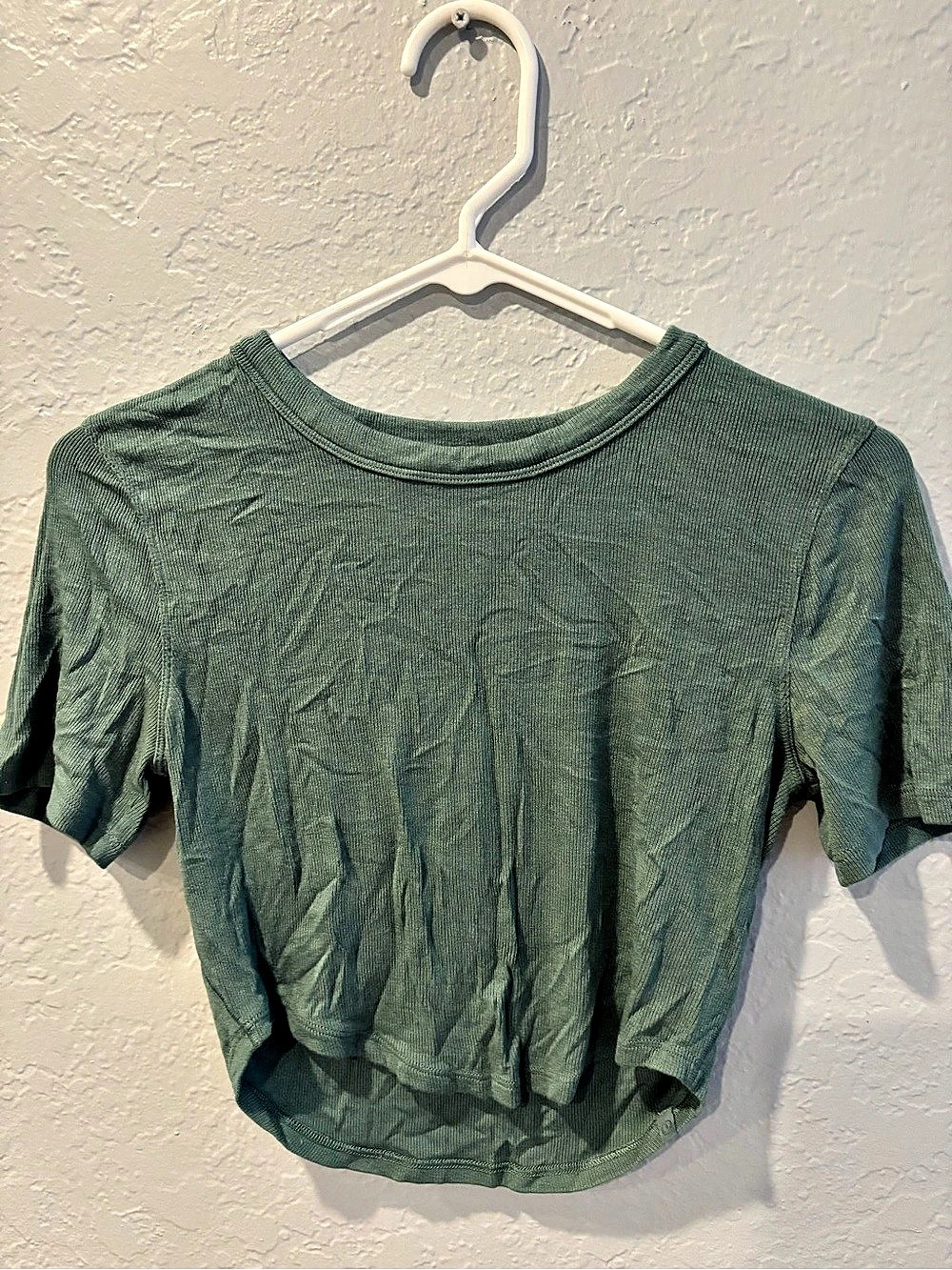 Lululemon Curved Hem Short Sleeve Top in Green Size 6